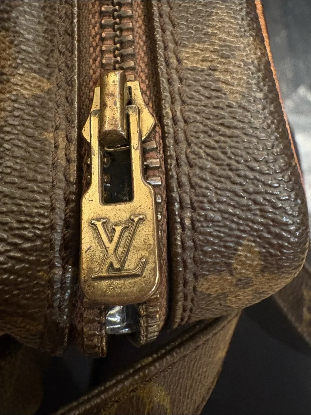 Vintage LV Monogram PM Amazon messenger bag